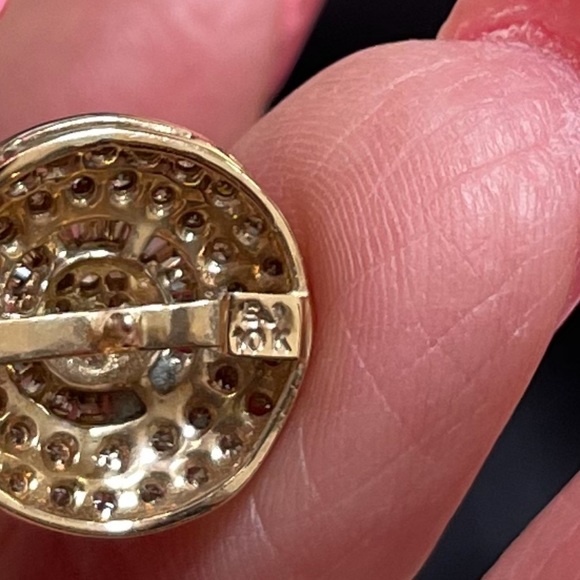 Champagne Diamond earrings in 10K gold - Picture 3 of 8